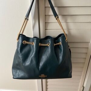 Coach Evelyn Emerald Leather Shoulder Bag with Gold Chain New without tags